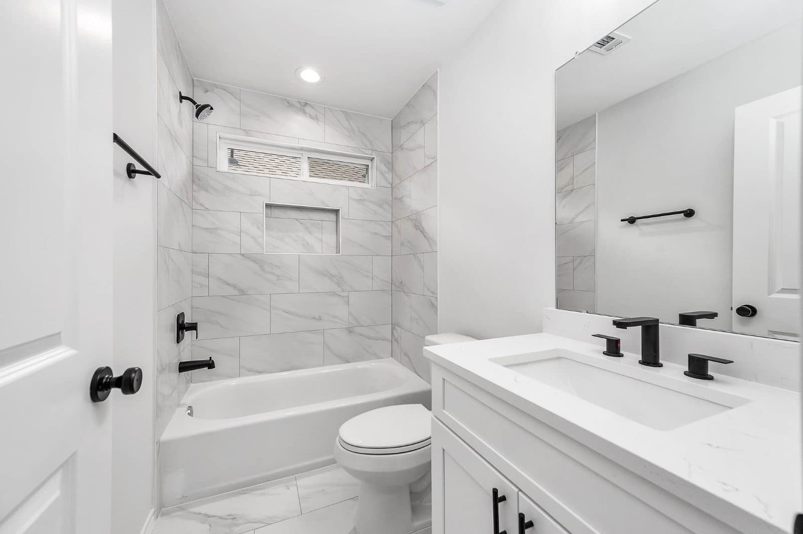 Fortune Street Duplexes — Guest bath, Acres Homes — Houston, TX